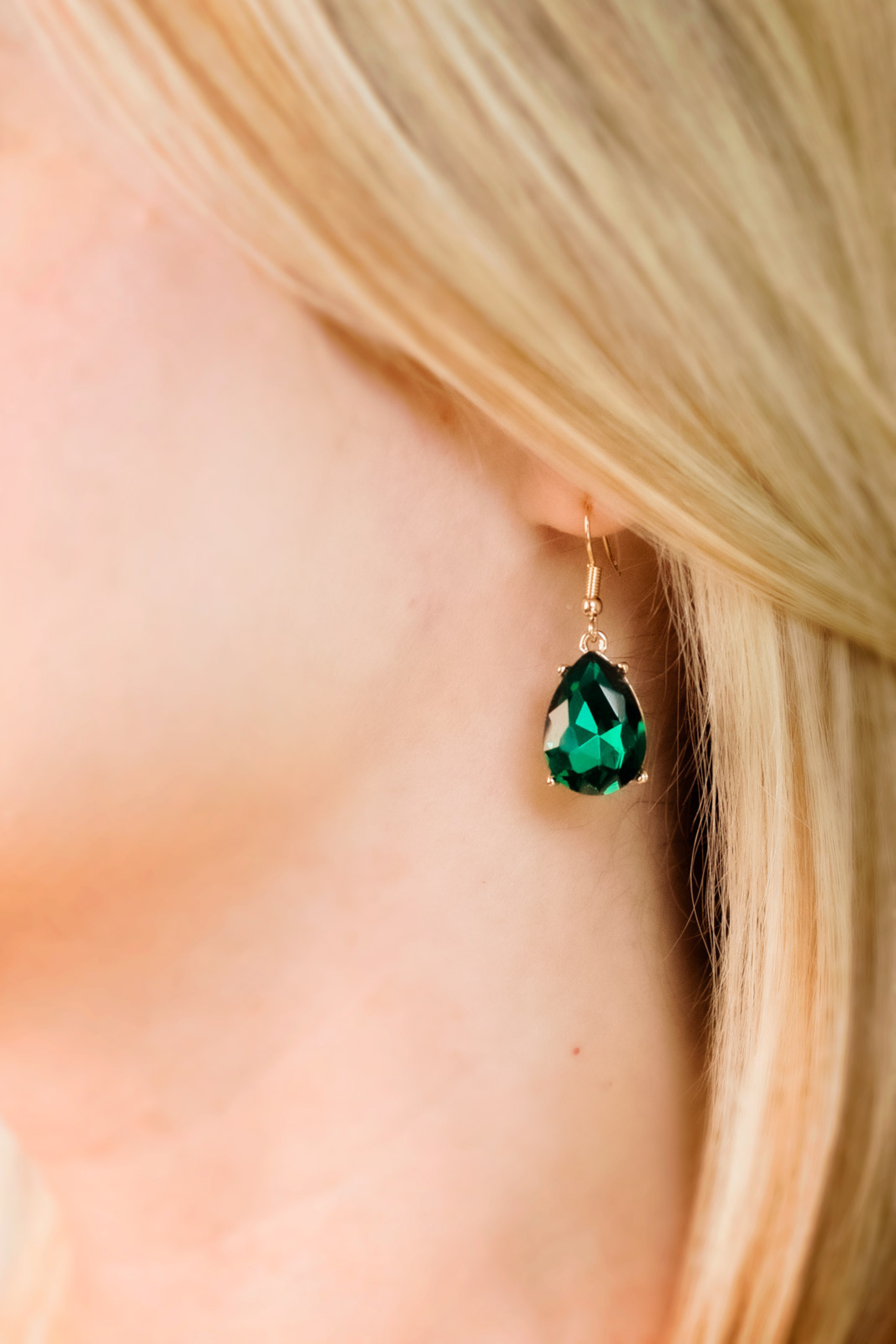 Teardrop Gemstone Earrings - Emerald (91135735)