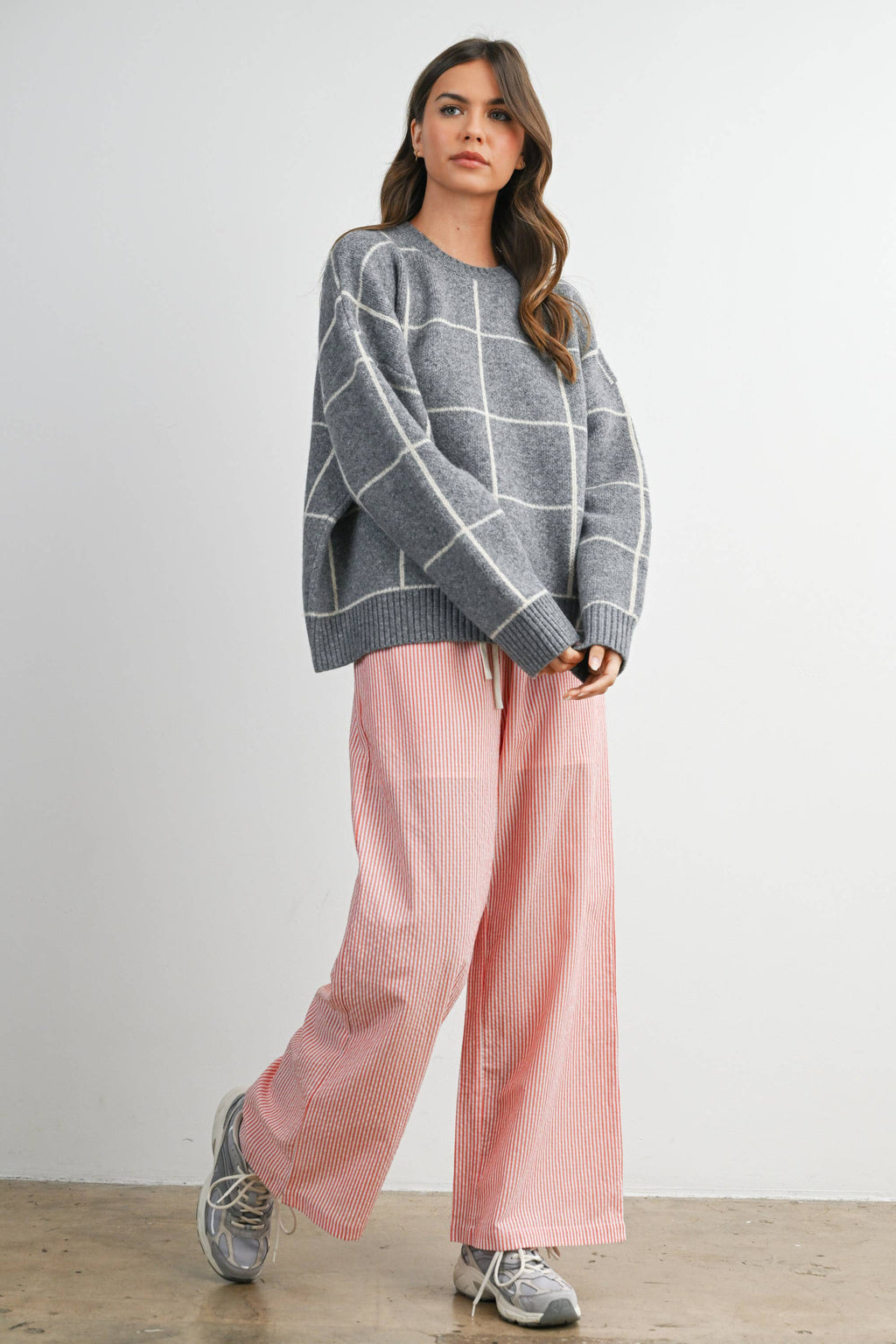 Checkered Crew Neck Knit Sweater - BMW8077