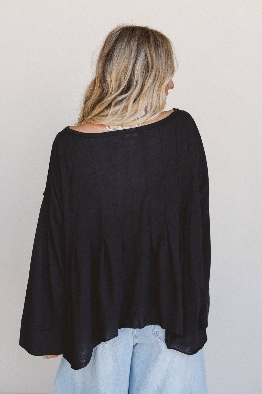 Isla Drift Top - Black