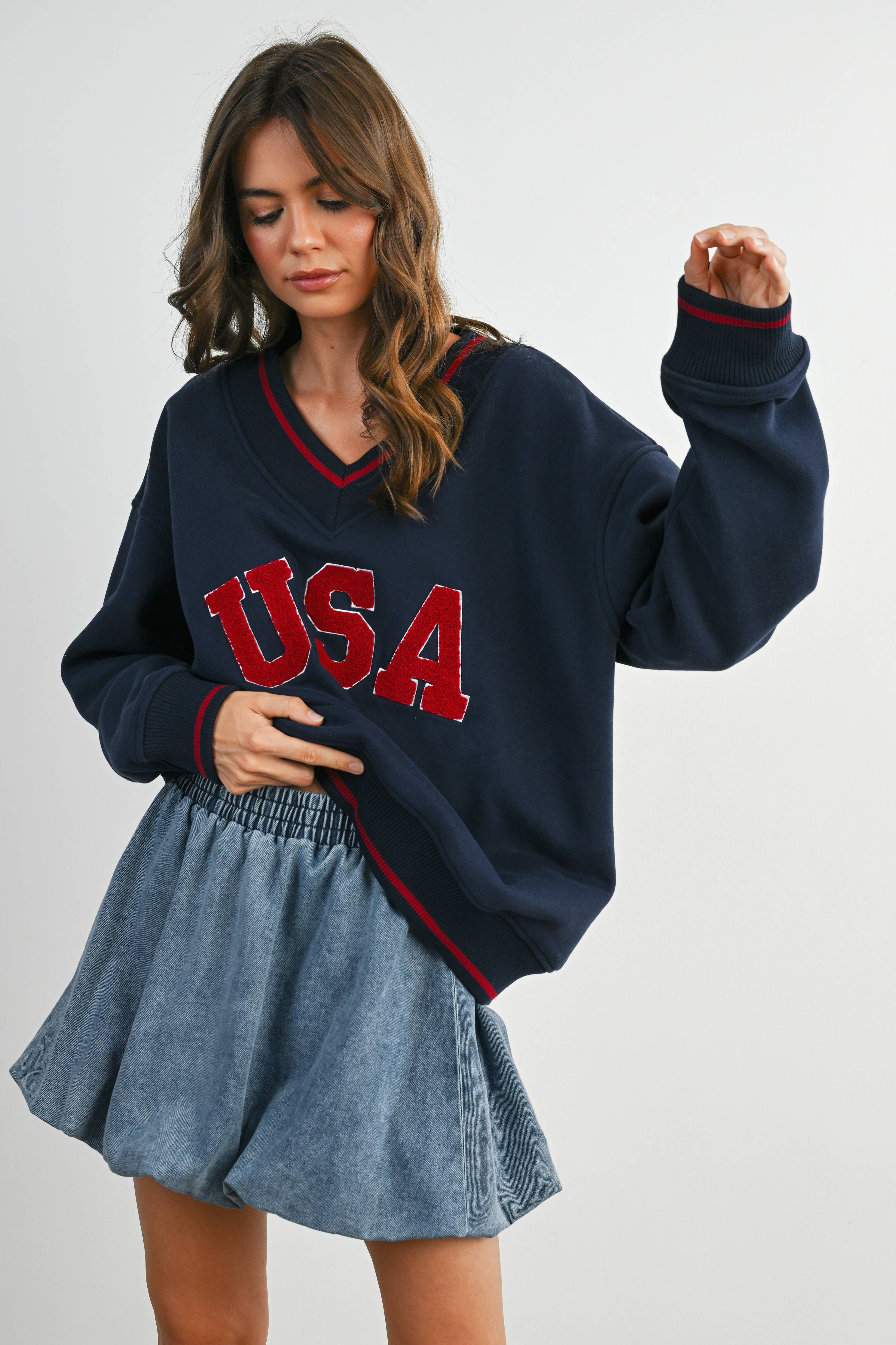 Crew Neck Graphic Long Sleeve Top - BMT7829