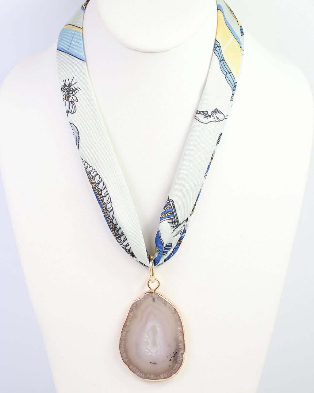 Antonio Agate Charm Gray