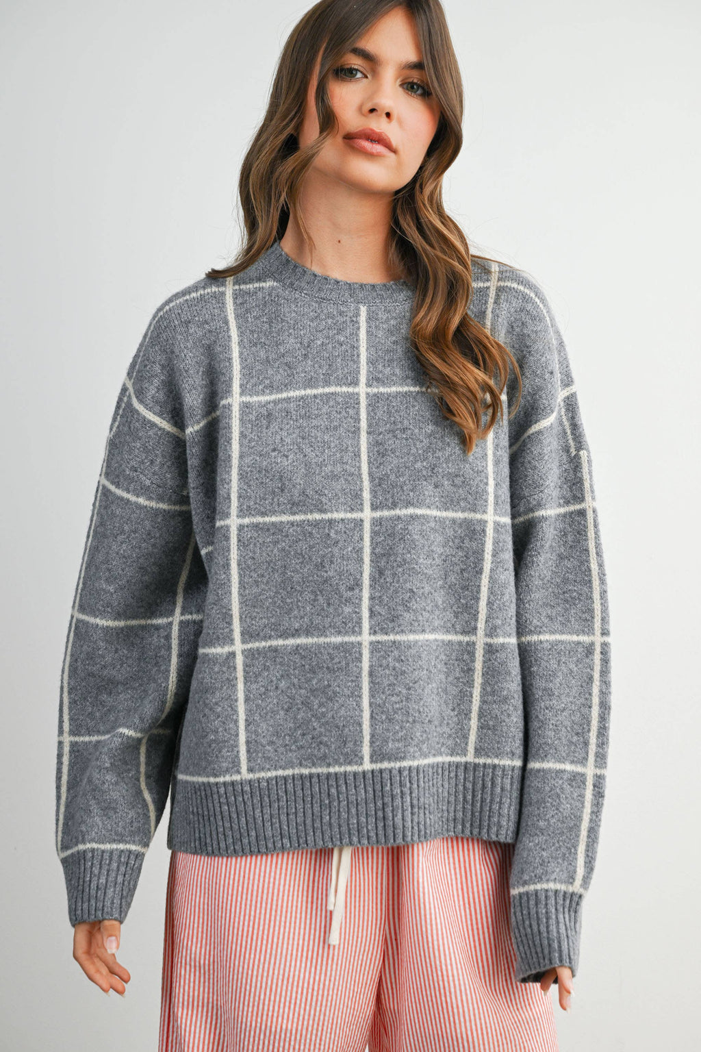 Checkered Crew Neck Knit Sweater - BMW8077