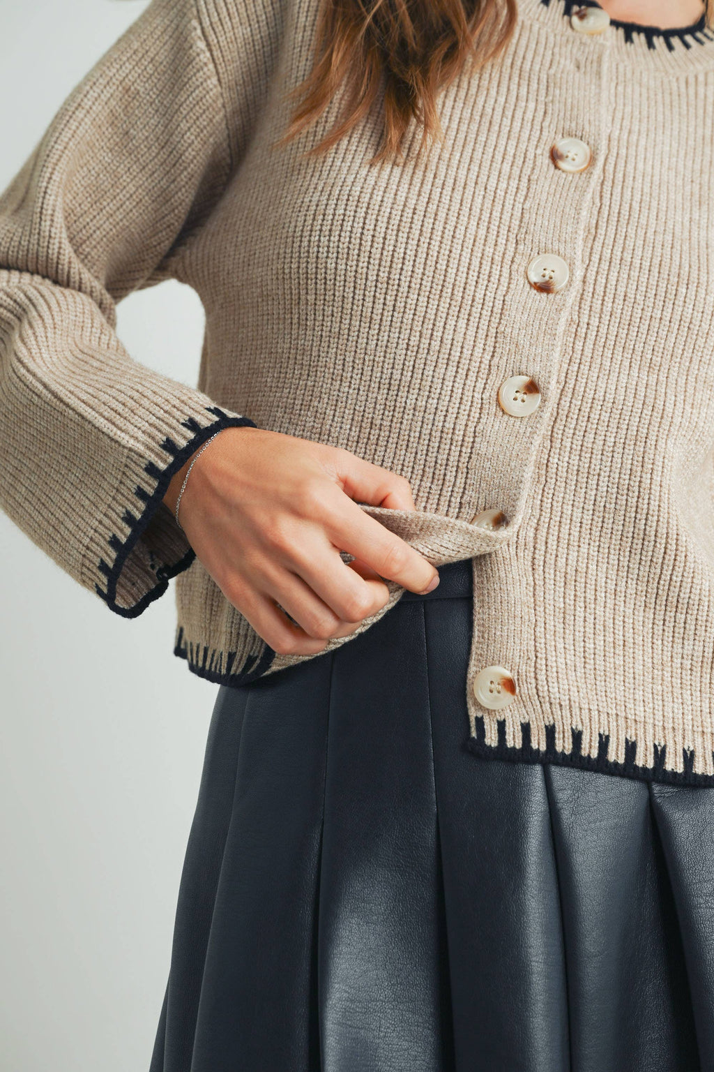 Women's Crewneck Cardigan Sweater - BMC7526