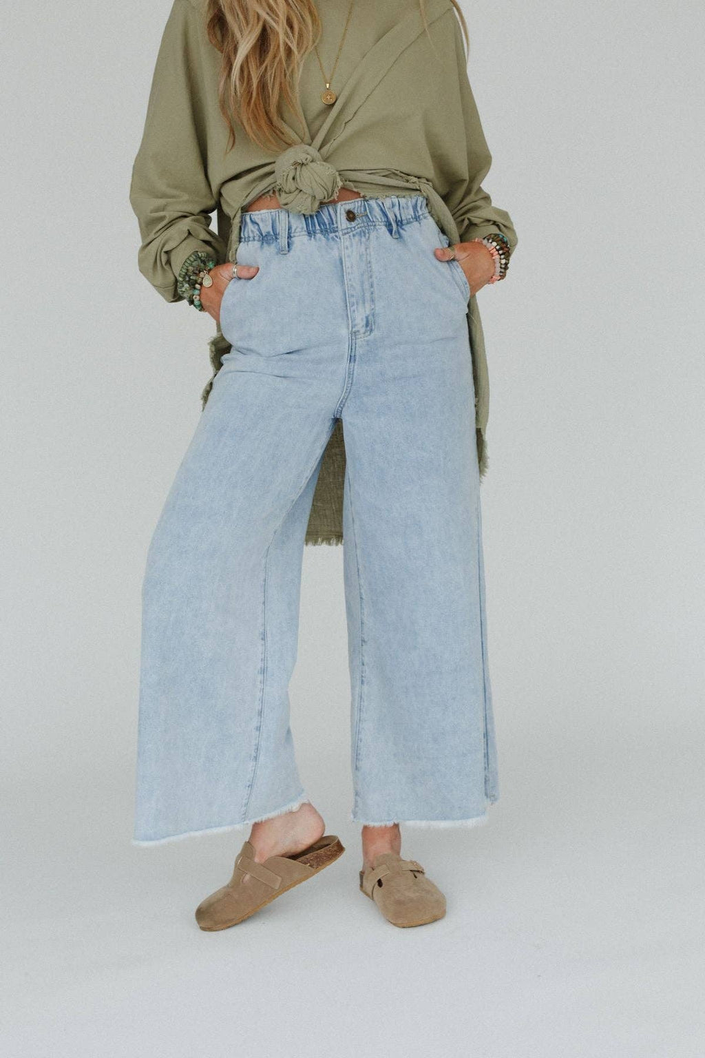 Simply You Wide Leg Jeans - Light Wash
