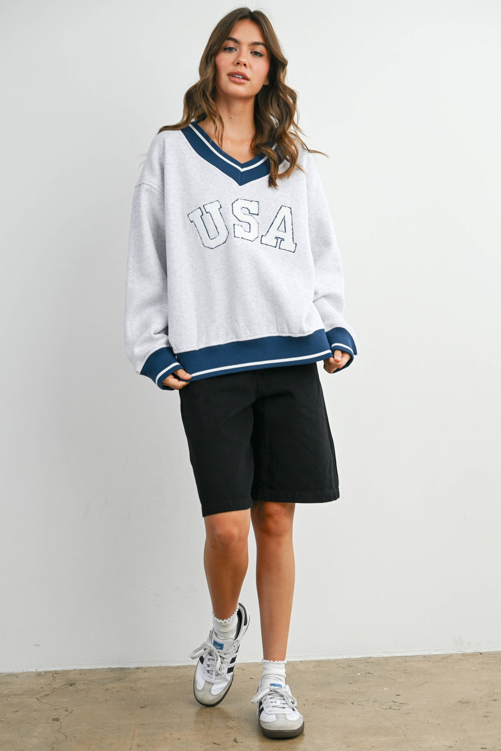 Crew Neck Graphic Long Sleeve Top - BMT7829