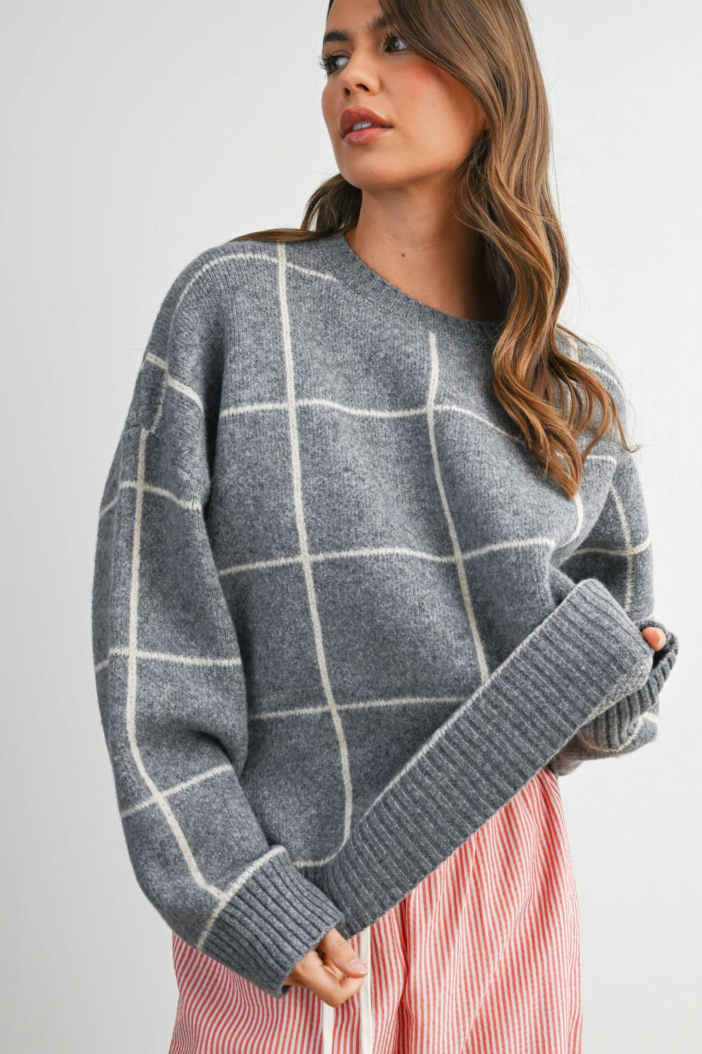 Checkered Crew Neck Knit Sweater - BMW8077