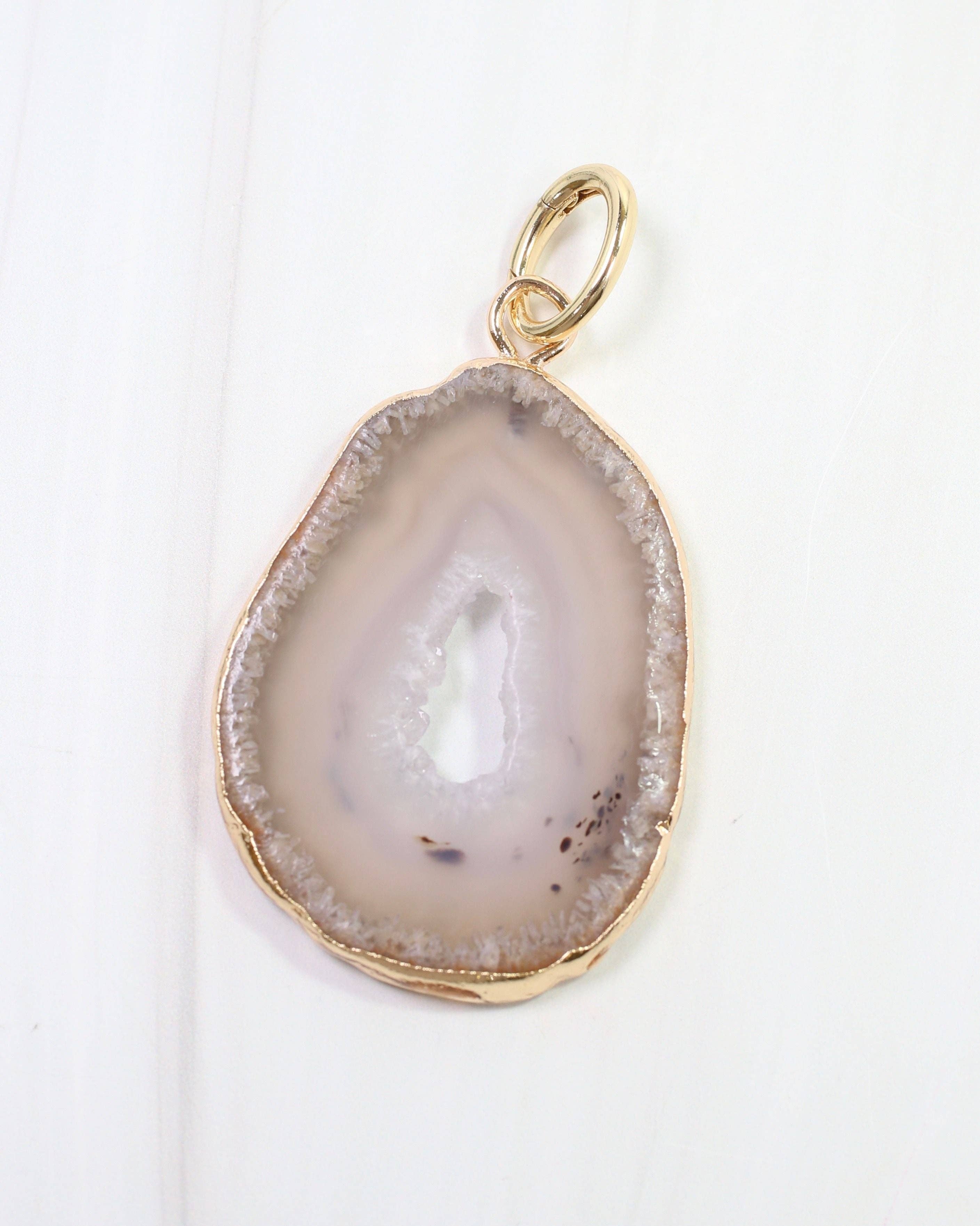 Antonio Agate Charm Gray