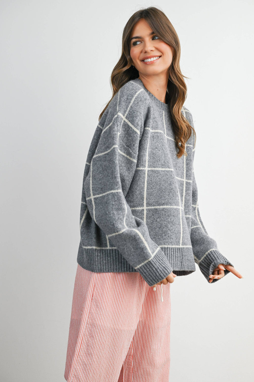 Checkered Crew Neck Knit Sweater - BMW8077