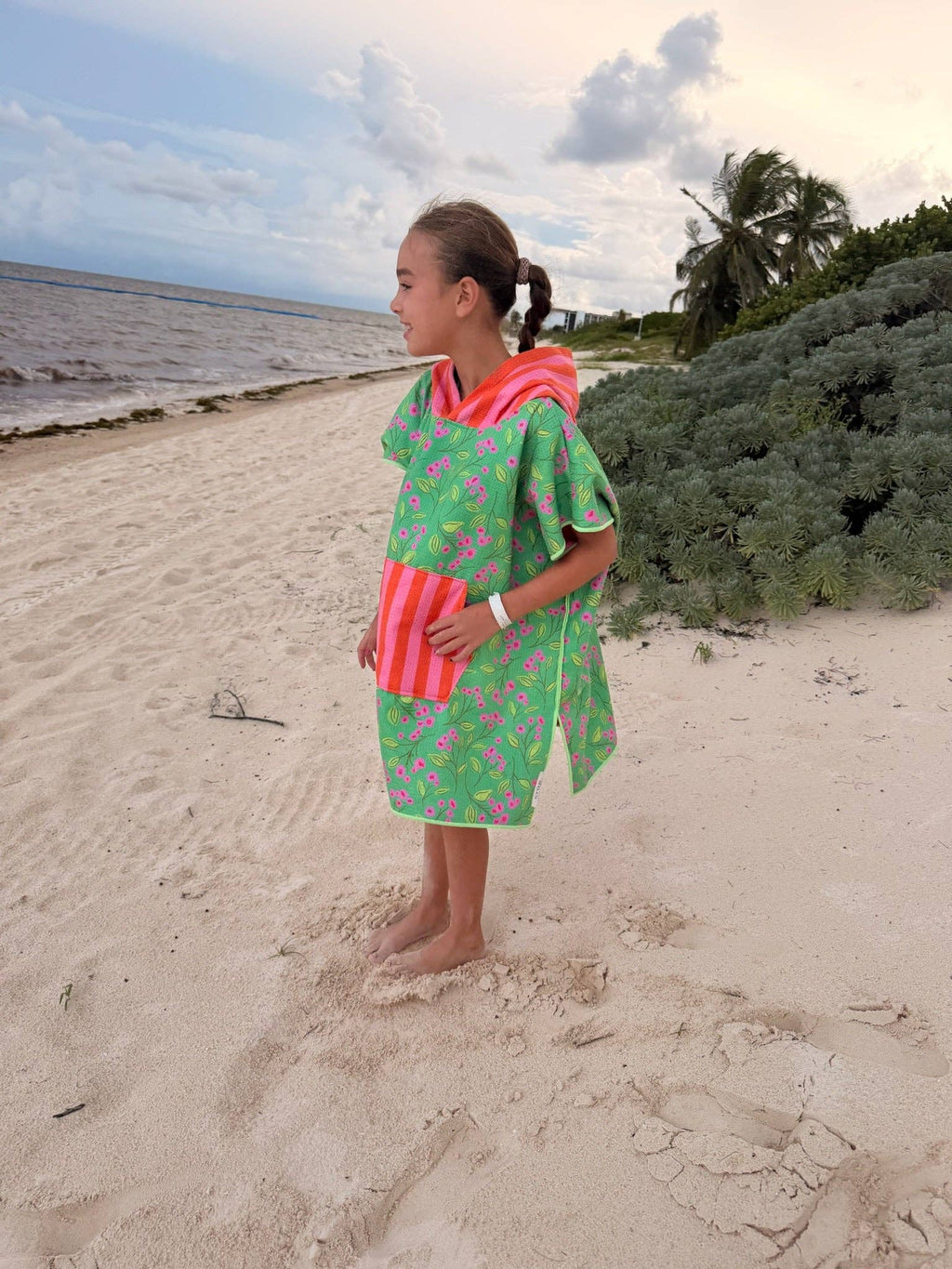 Sun-kissed: Reversible Poncho