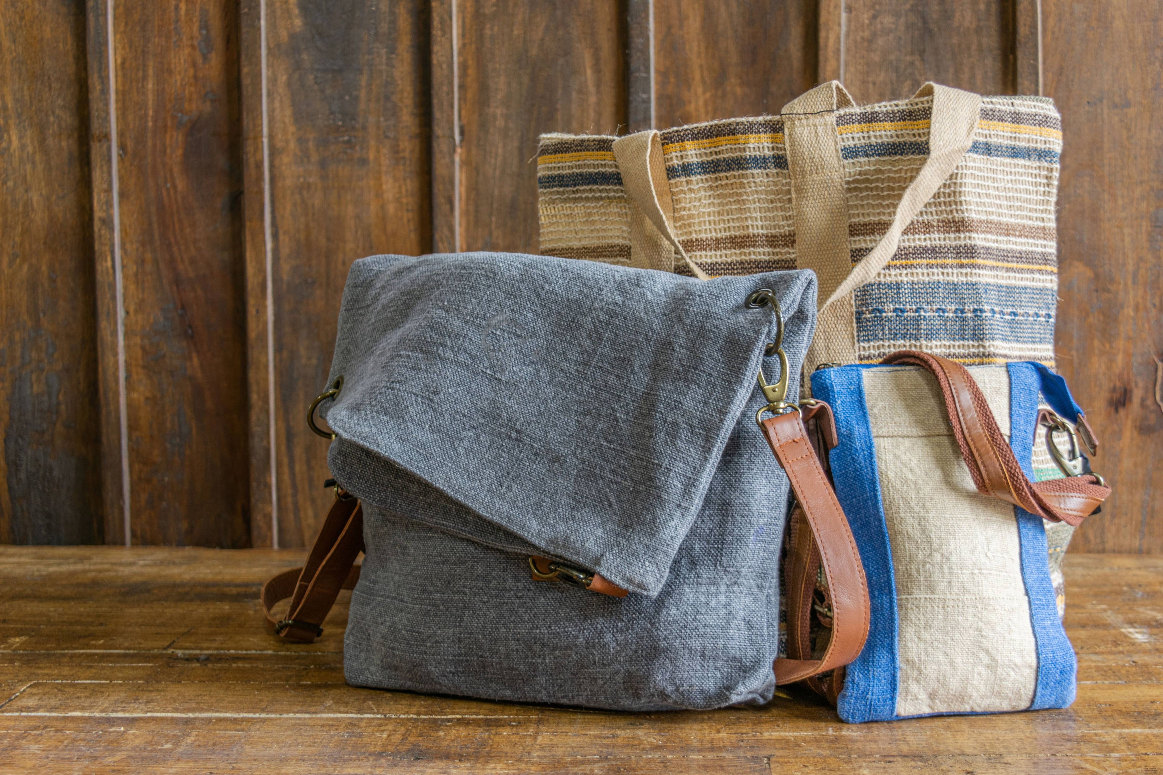 Two-tone Jute Crossbody-Natural/Moroccan Blue