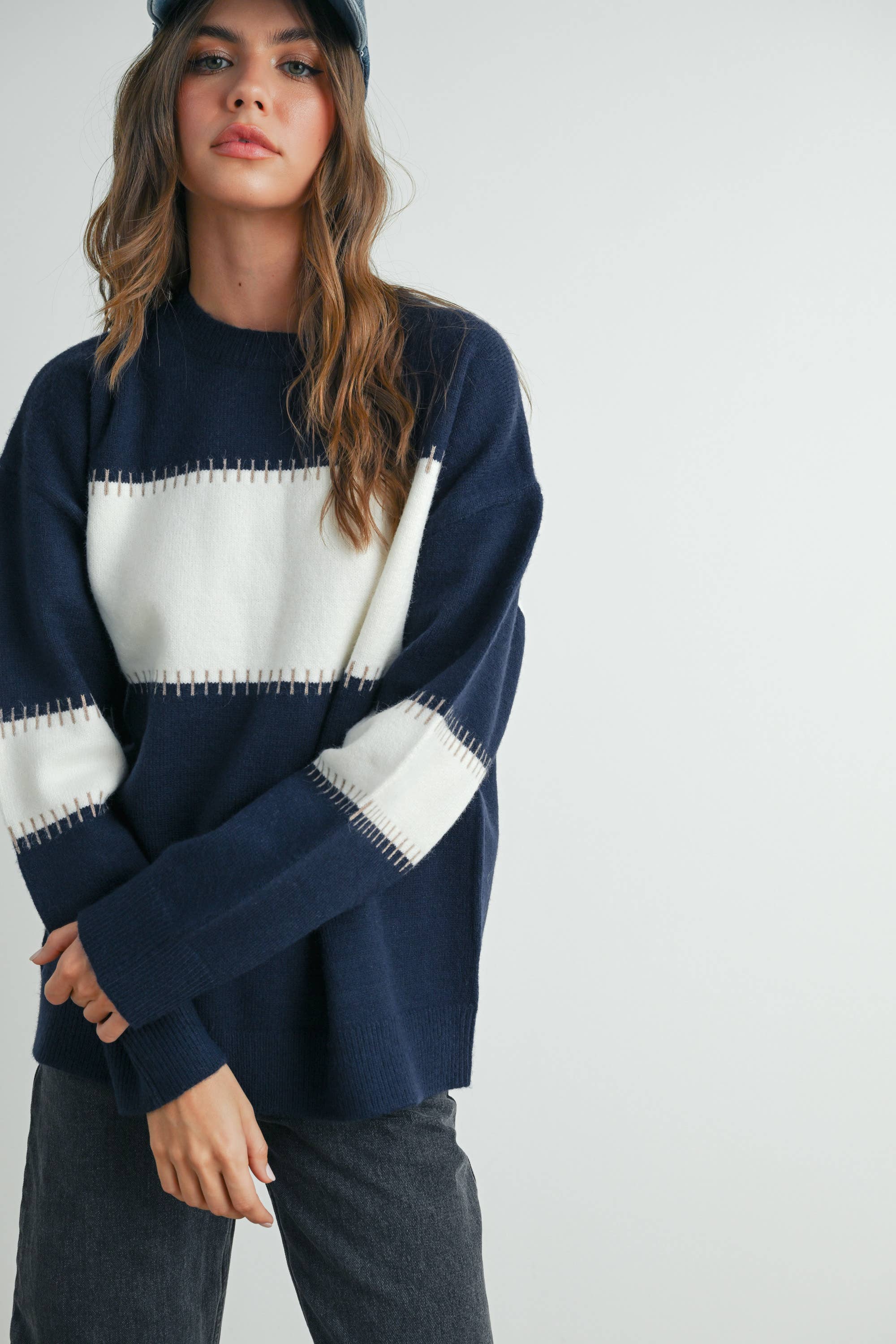 Color Block Striped Crew Neck Sweater - BMW7501