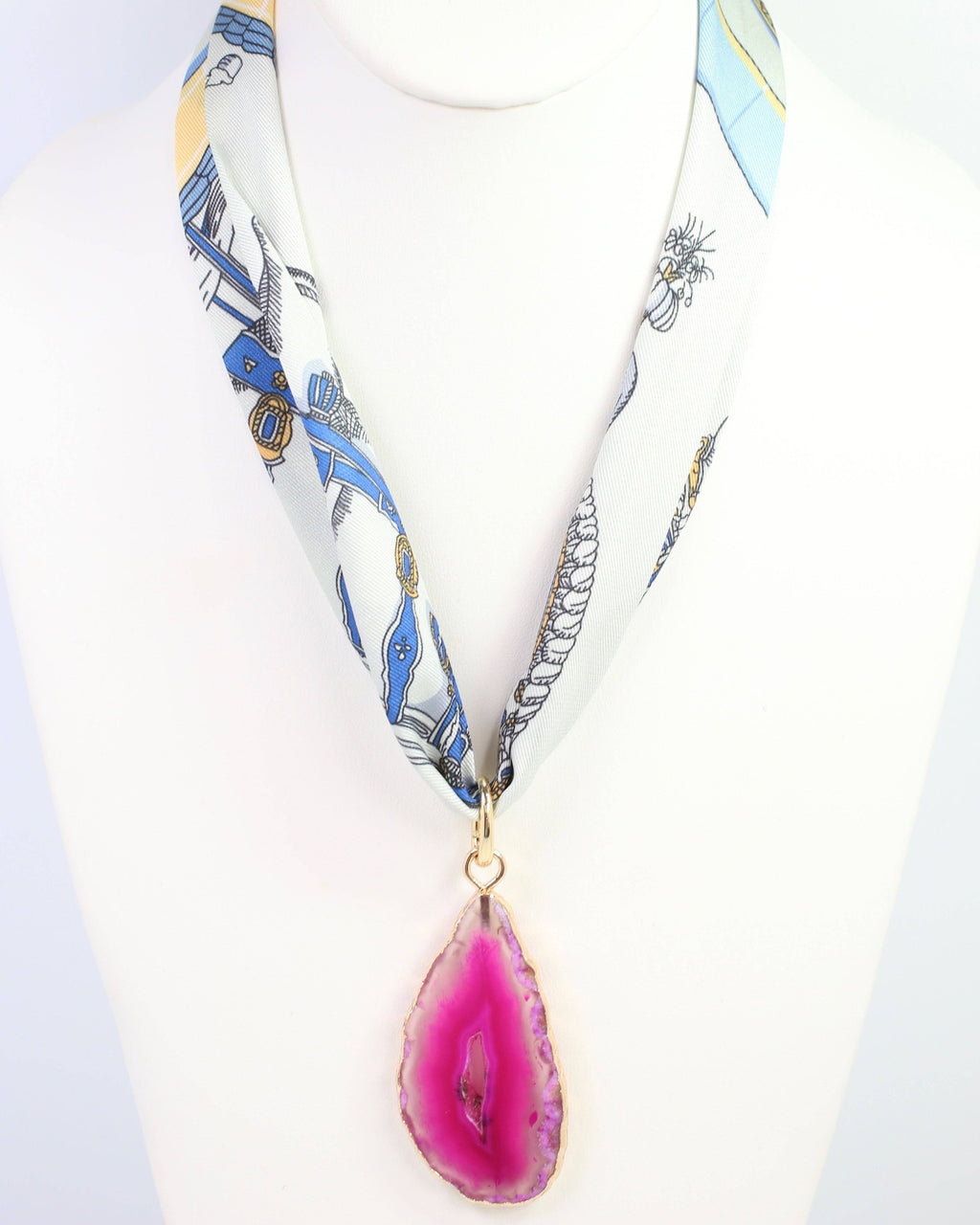 Antonio Agate Charm Fuchsia