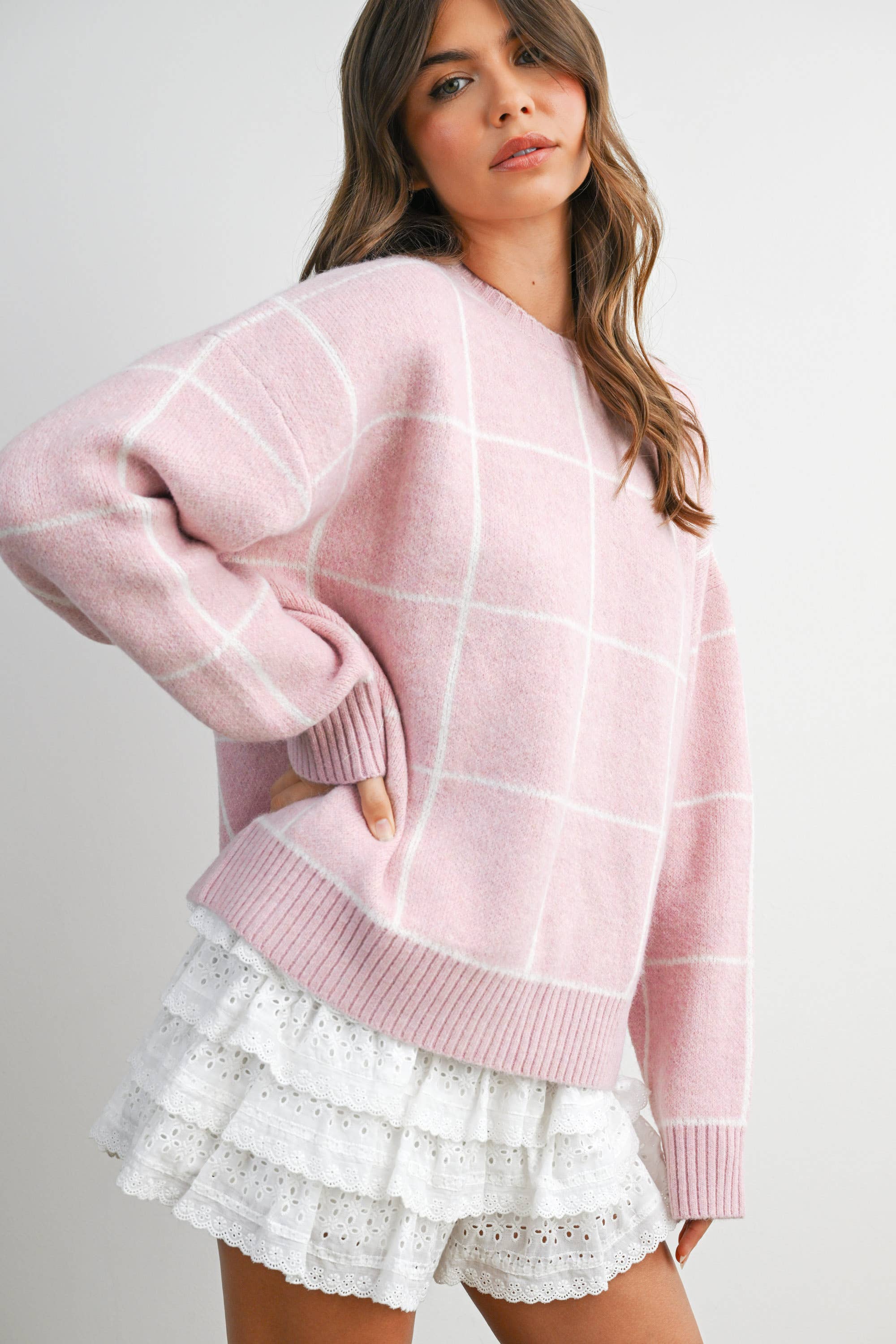 Checkered Crew Neck Knit Sweater - BMW8077