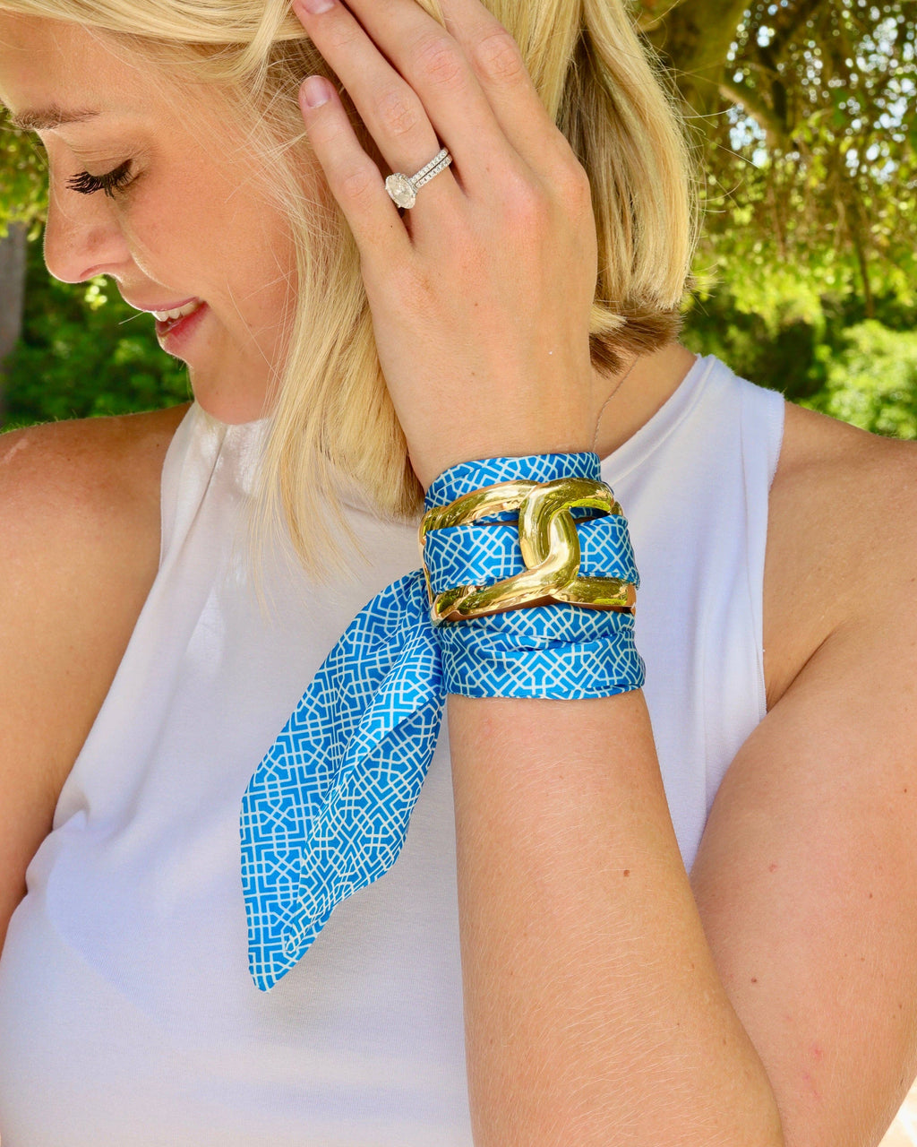 Serafina Scarf Bracelet Bl Wht Geo