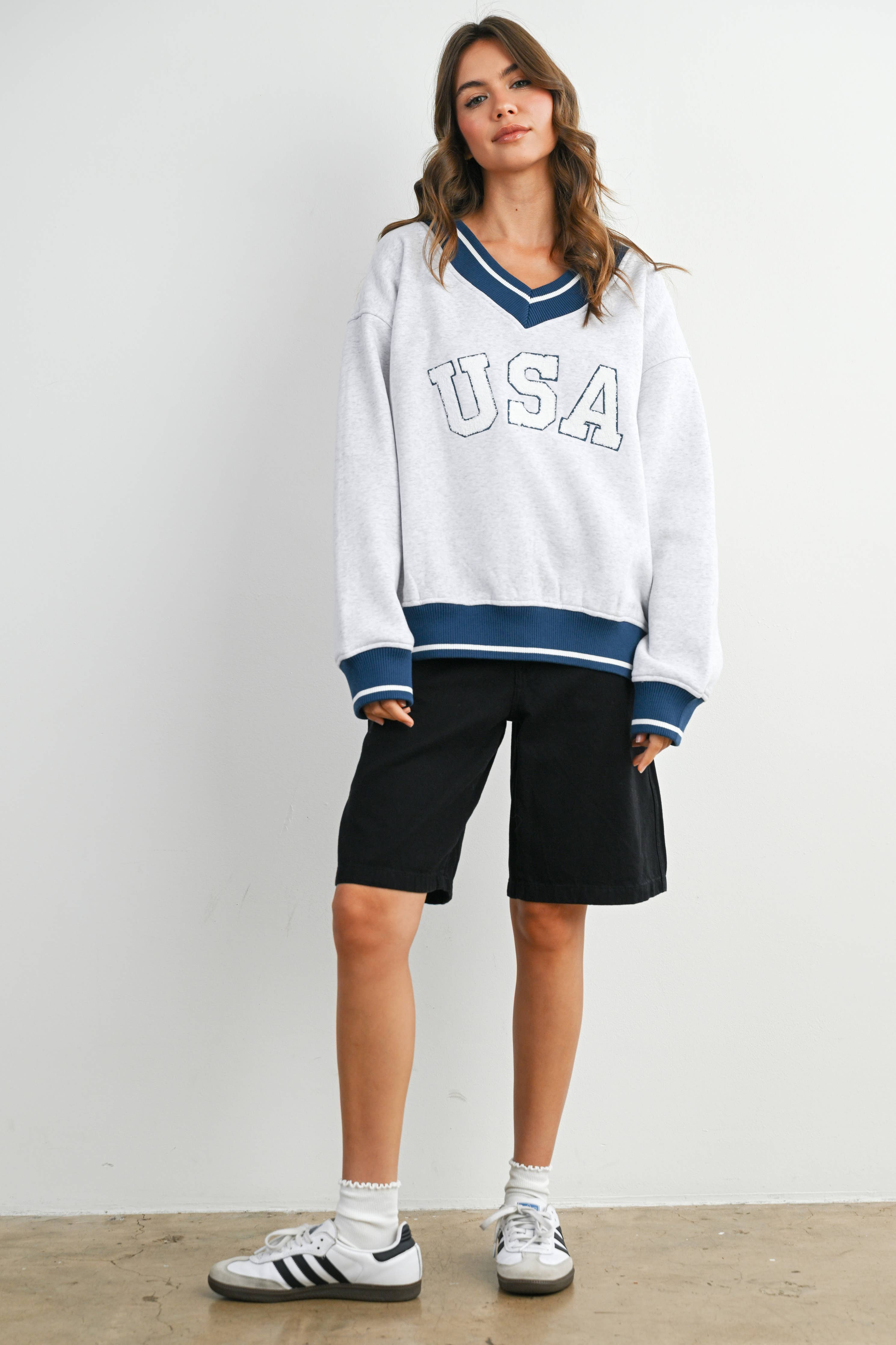 Crew Neck Graphic Long Sleeve Top - BMT7829