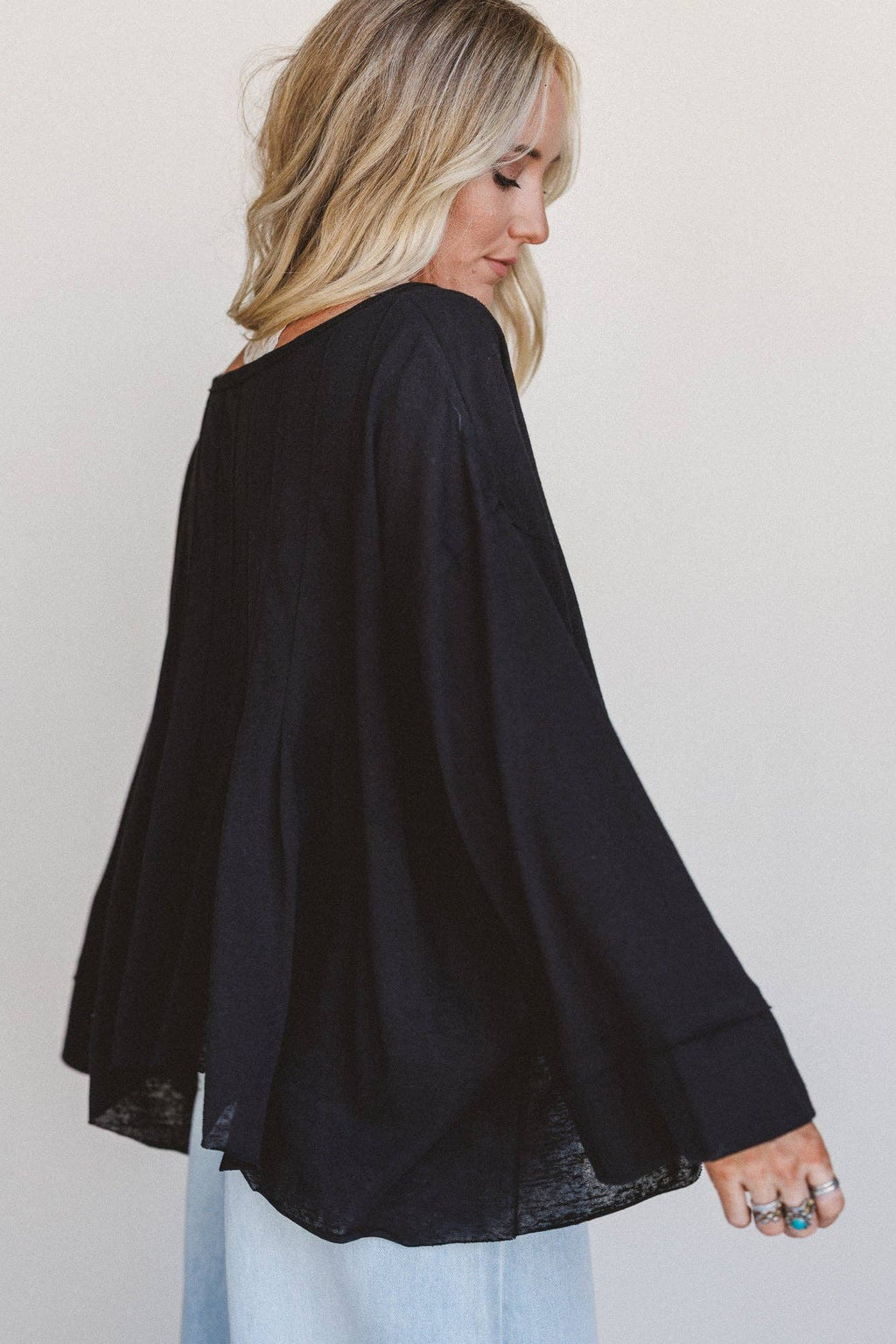 Isla Drift Top - Black