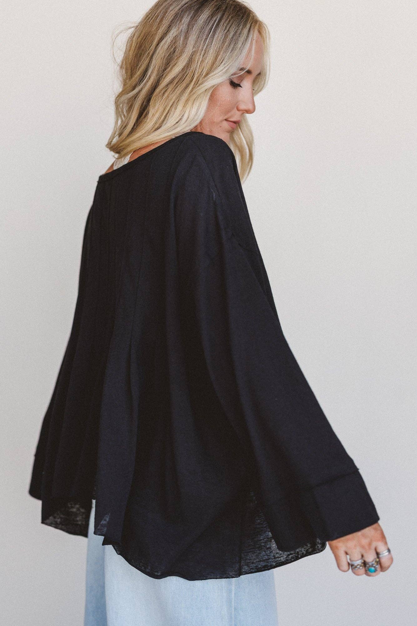 Isla Drift Top - Black