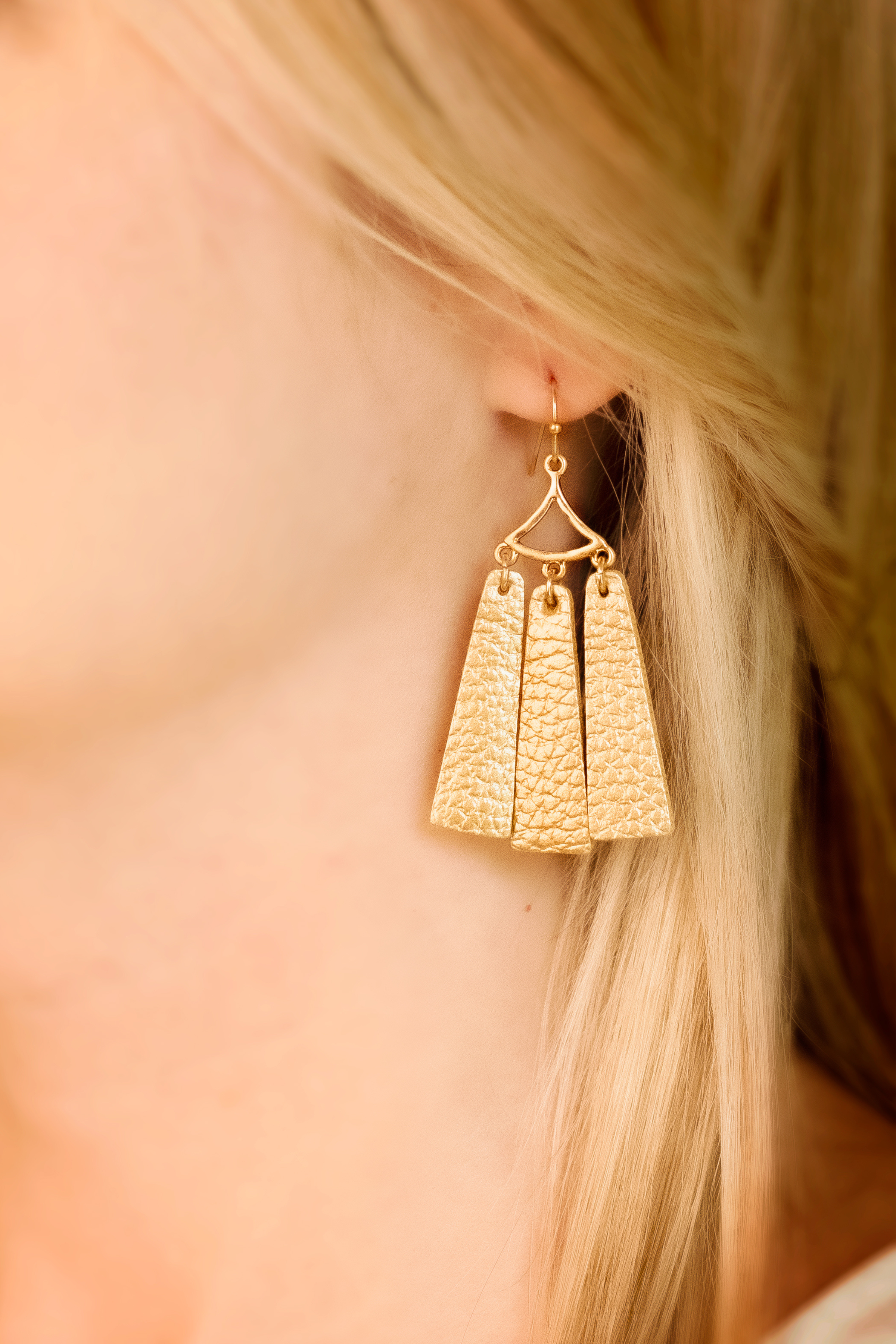 Faux Leather Chandelier Earrings - Gold (08817655)