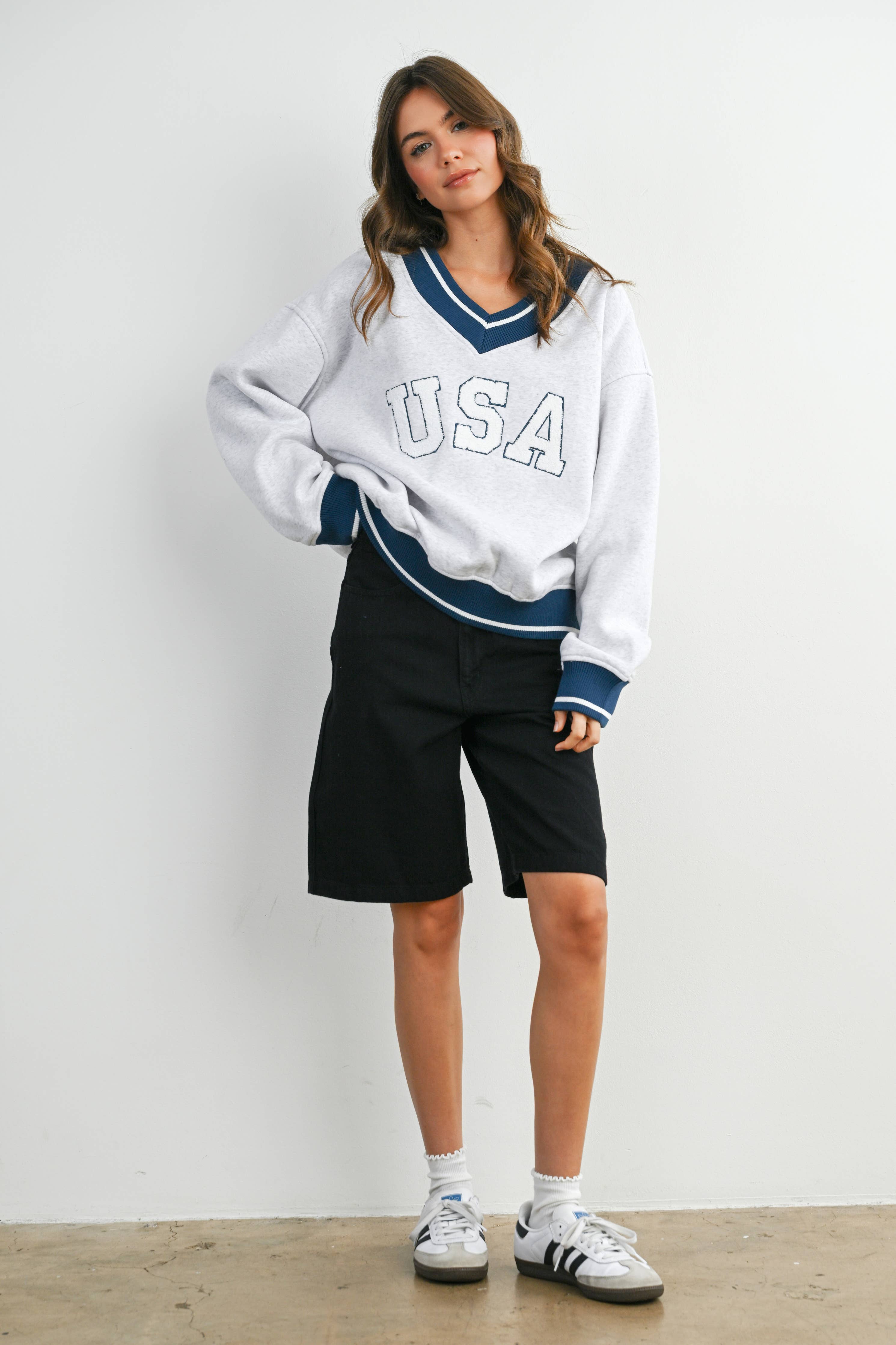 Crew Neck Graphic Long Sleeve Top - BMT7829