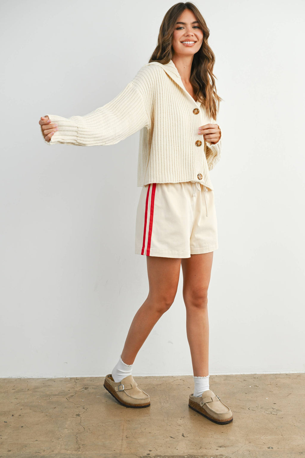 Knit Collared V-Neck Buttoned Long Sleeve Top - BMW7924