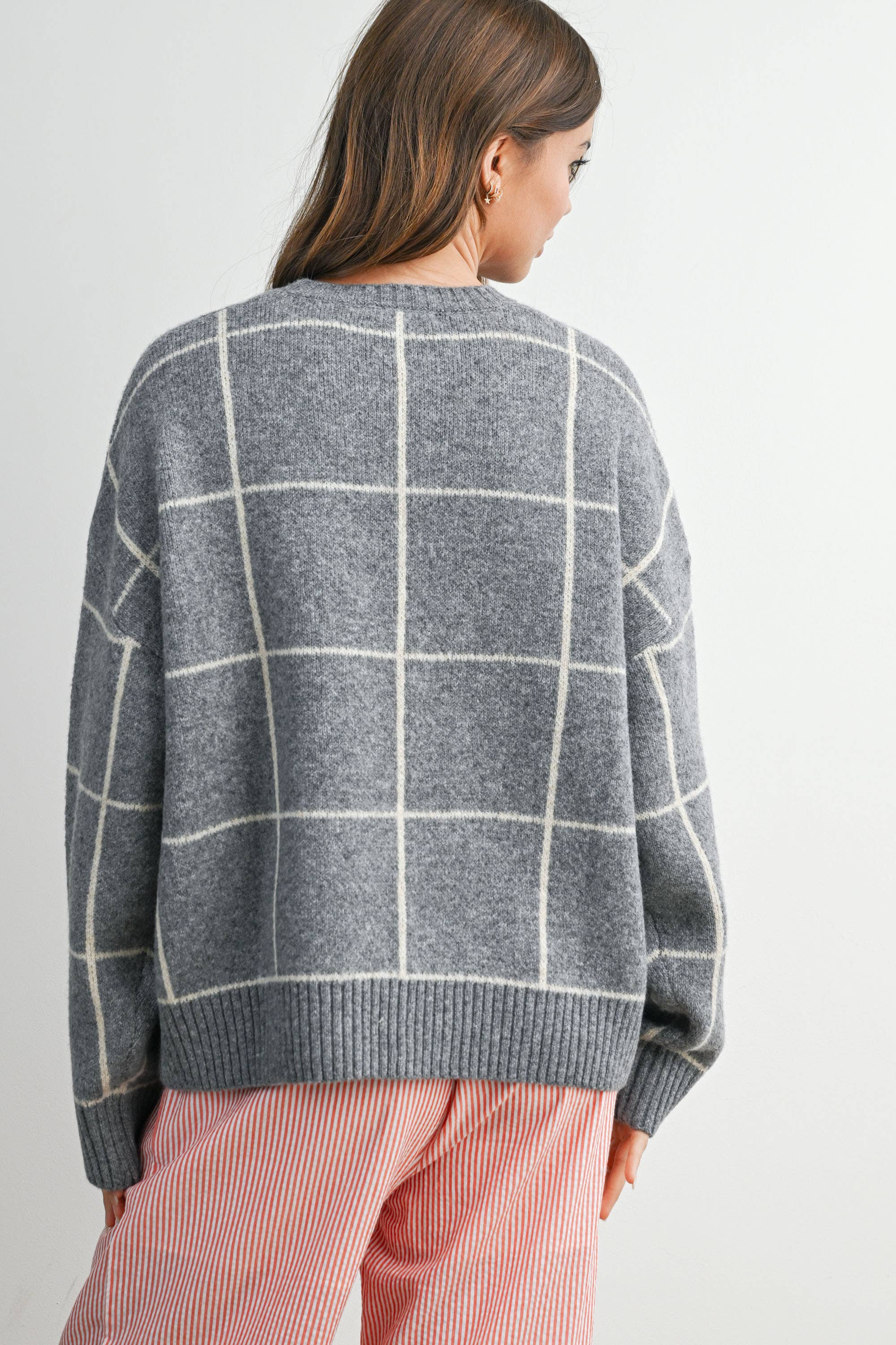 Checkered Crew Neck Knit Sweater - BMW8077