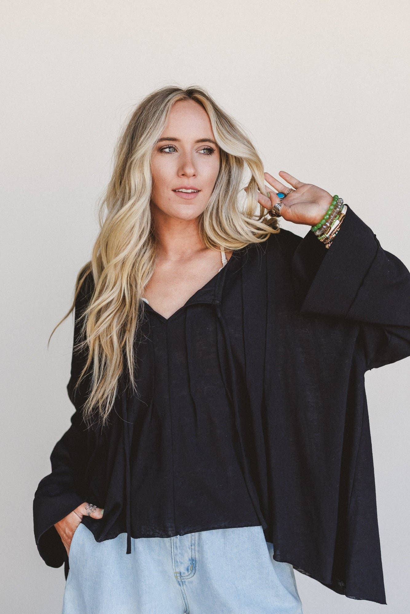 Isla Drift Top - Black