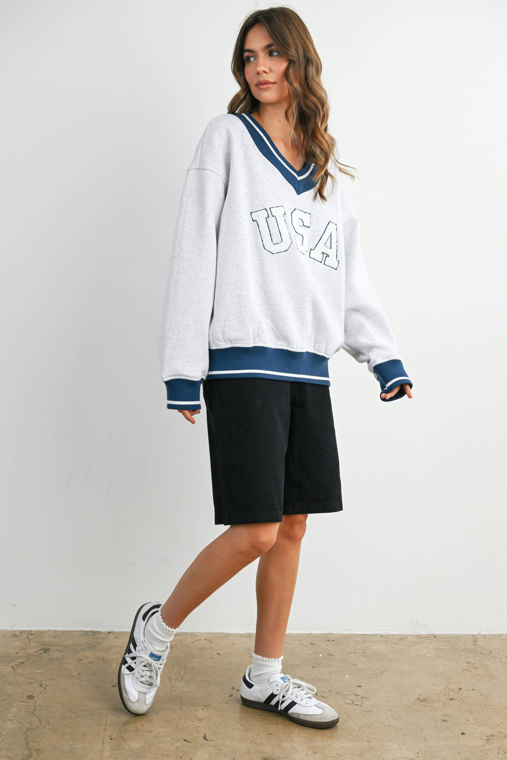 Crew Neck Graphic Long Sleeve Top - BMT7829