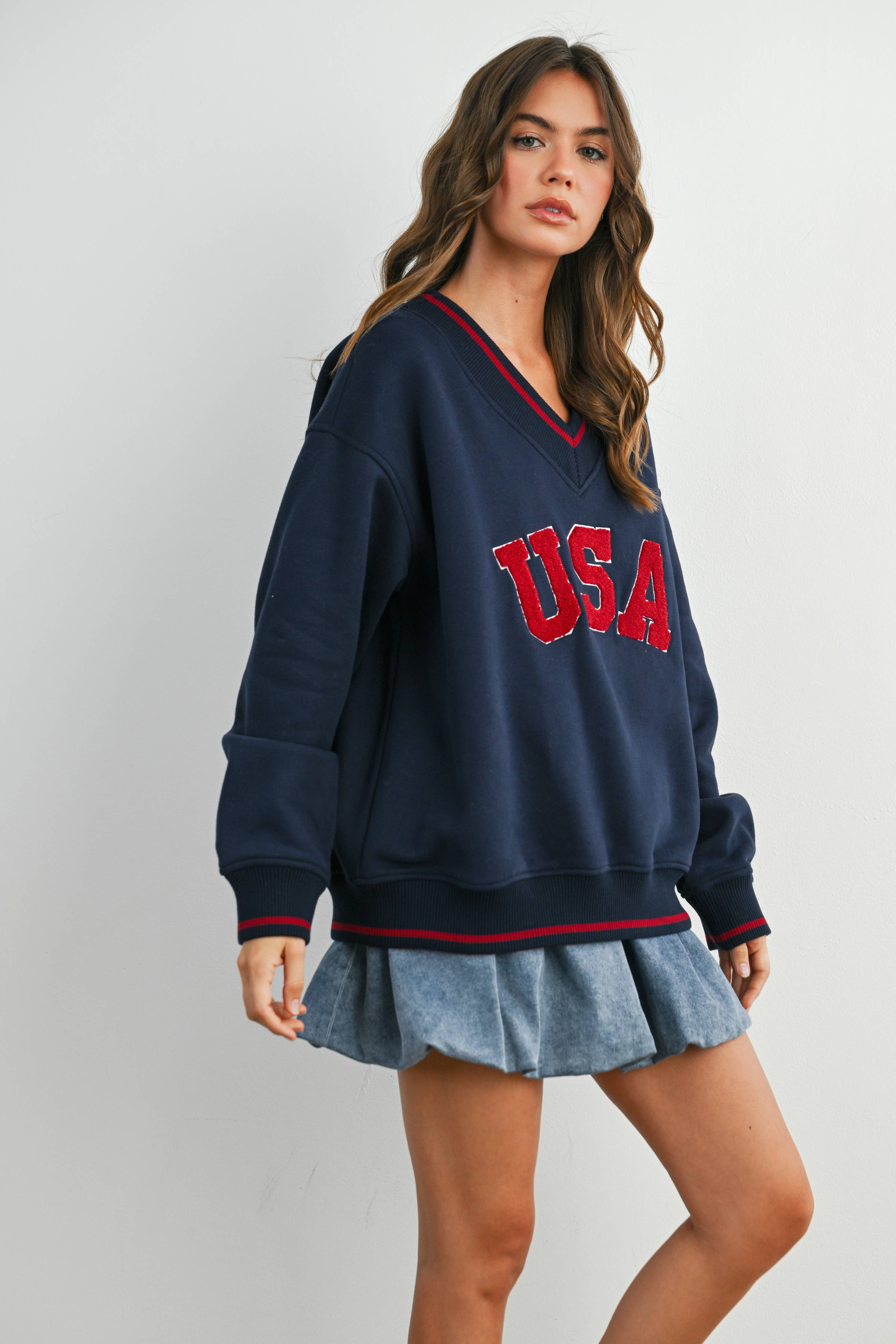 Crew Neck Graphic Long Sleeve Top - BMT7829