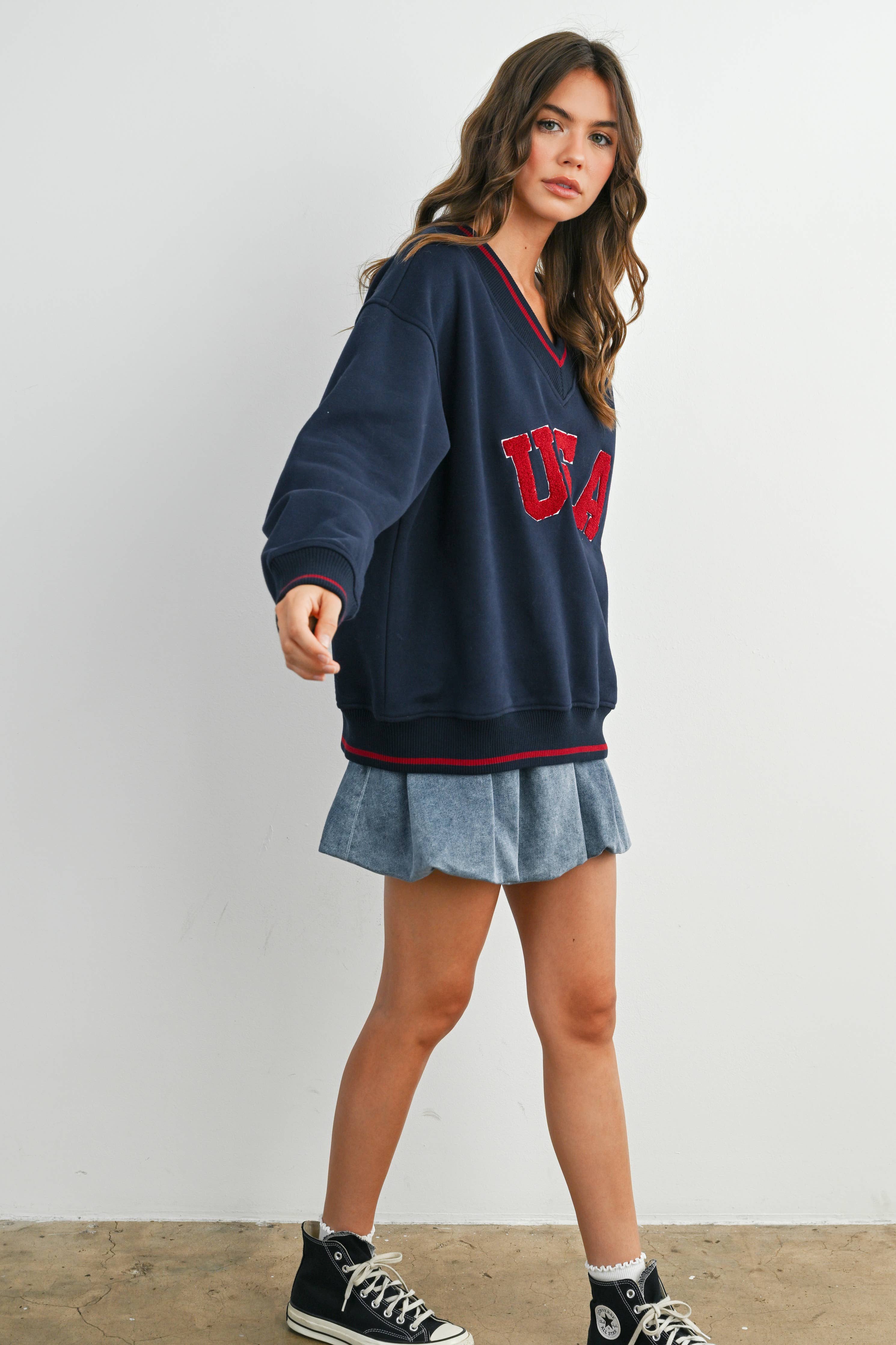Crew Neck Graphic Long Sleeve Top - BMT7829