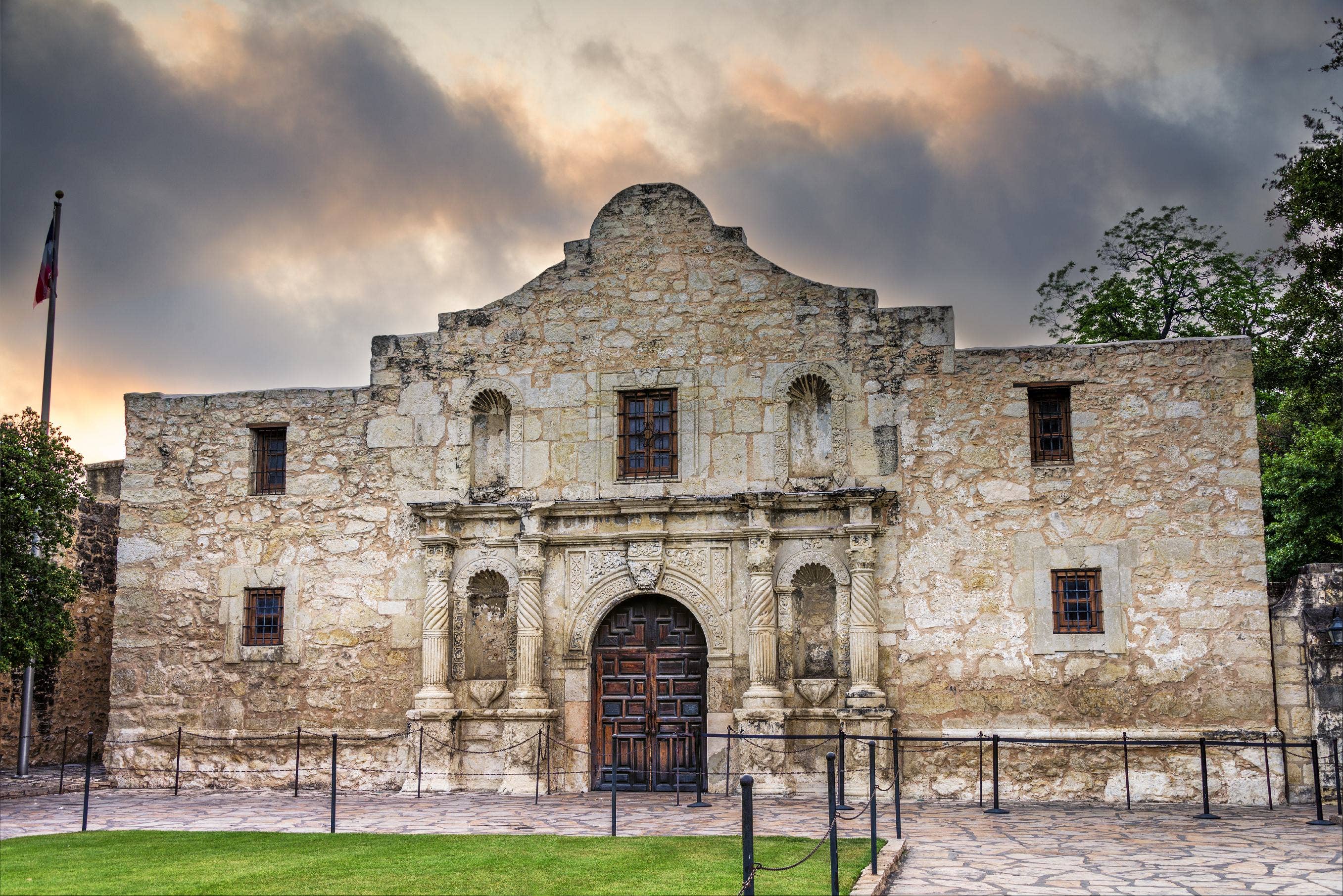 Mission San Antonio De Valero