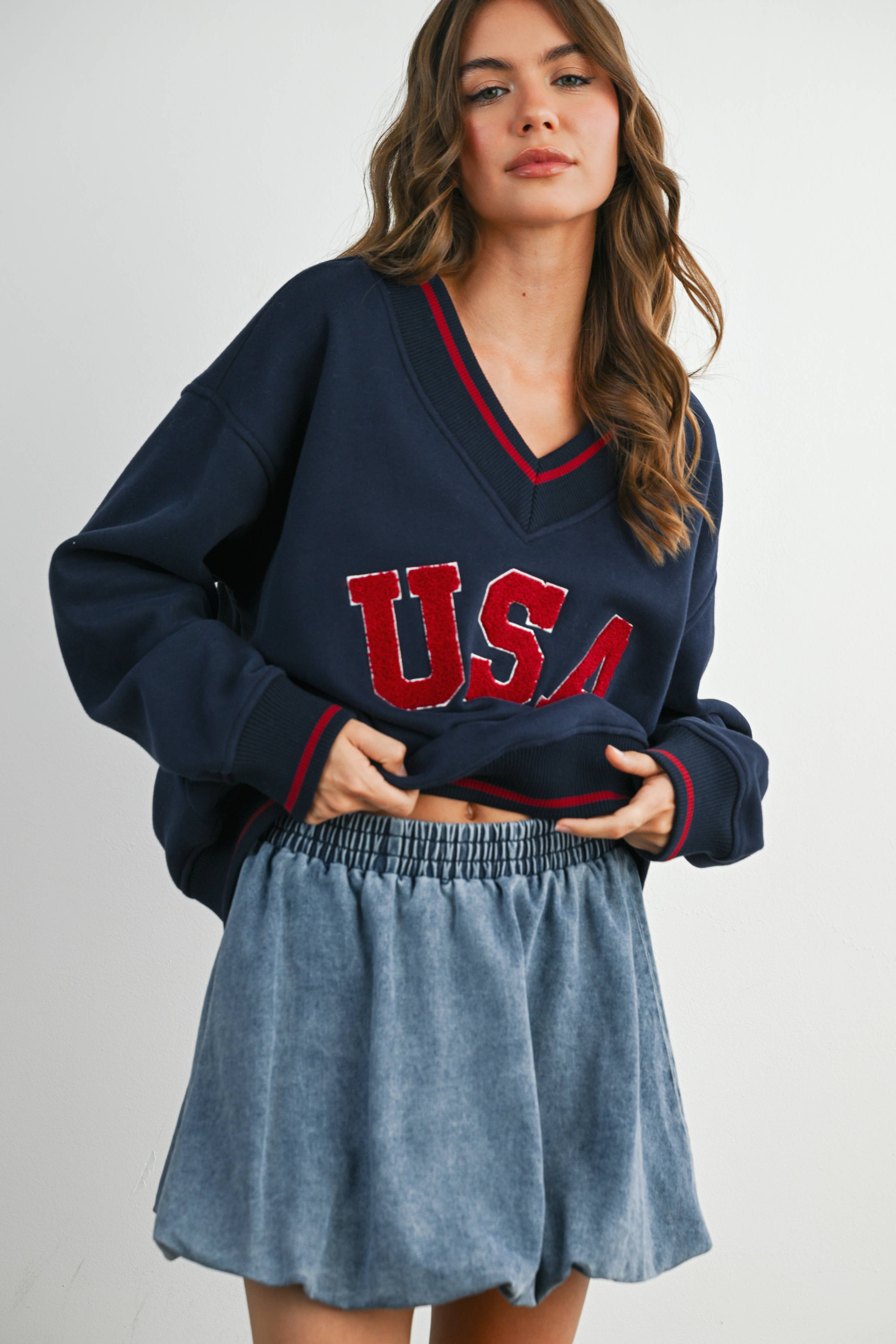 Crew Neck Graphic Long Sleeve Top - BMT7829