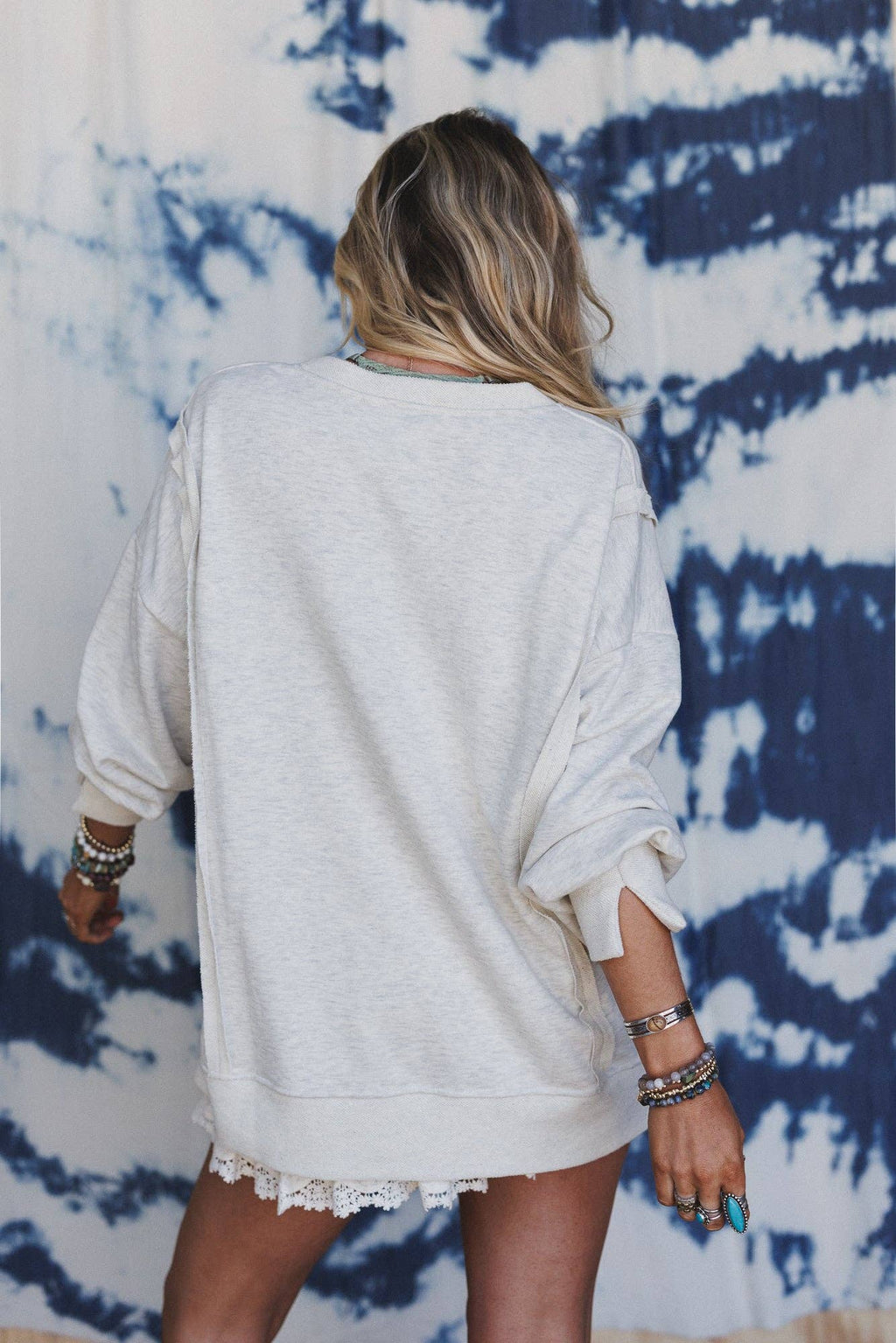 Chasing Comfort Pullover - Light Grey